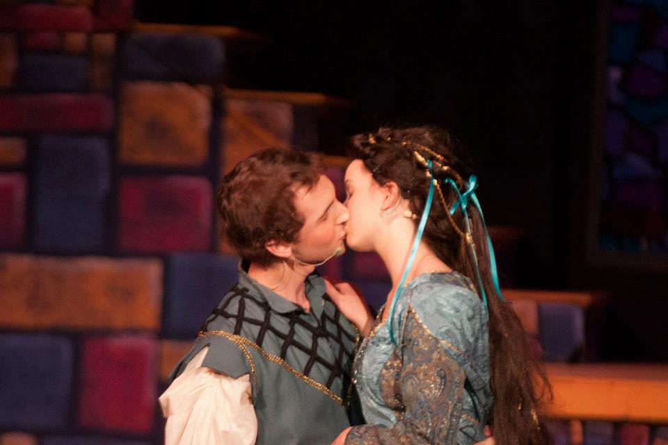 6b1e7-560029_4778166850963_956015657_n