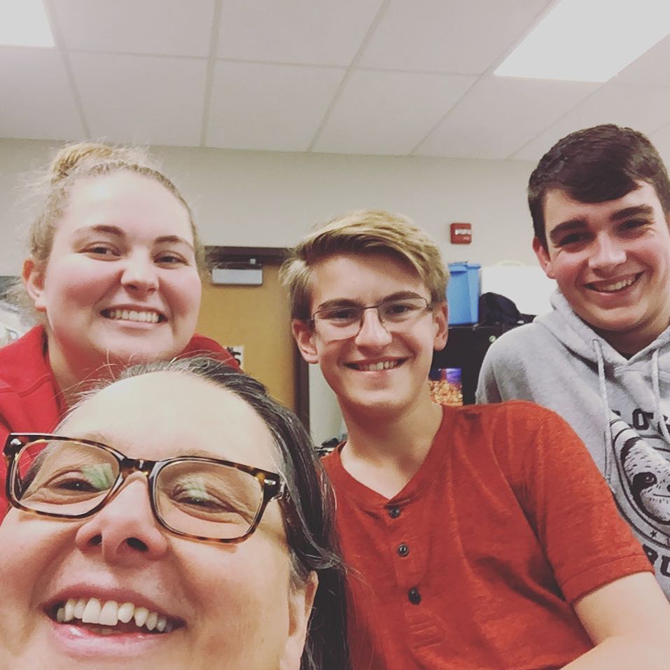 22886339_1728700857142414_3882014983665612246_n