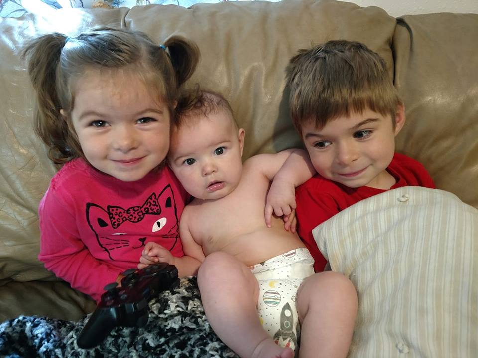 39279375_10156527308588396_4069774094722138112_n